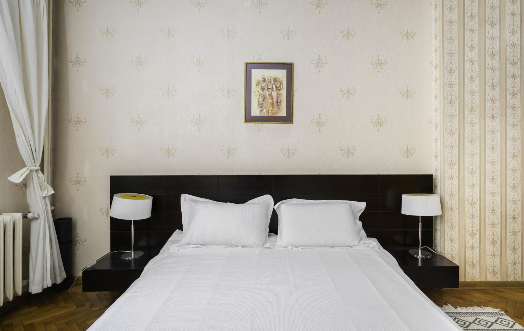 Aristocratic 2 Bedroom Flat Next To Ndk