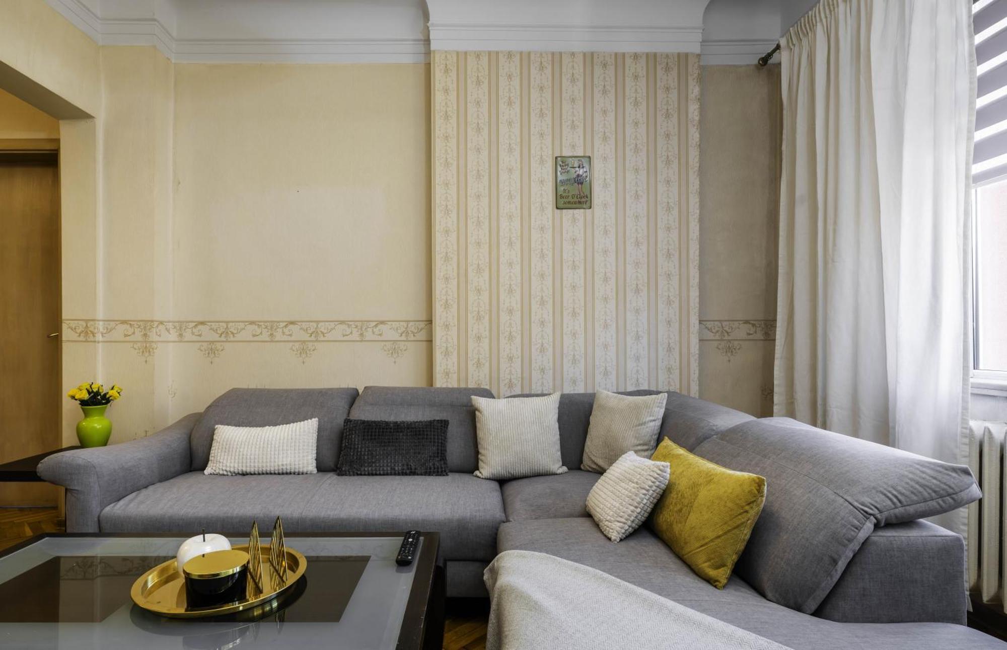 Aristocratic 2 Bedroom Flat Next To Ndk * Sofia
